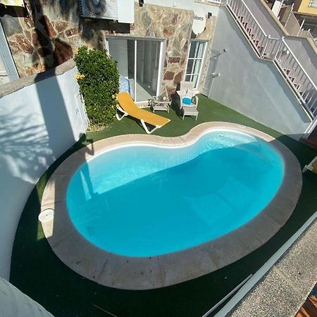 Апартаменты Apartamento Con Piscina Моган Экстерьер фото